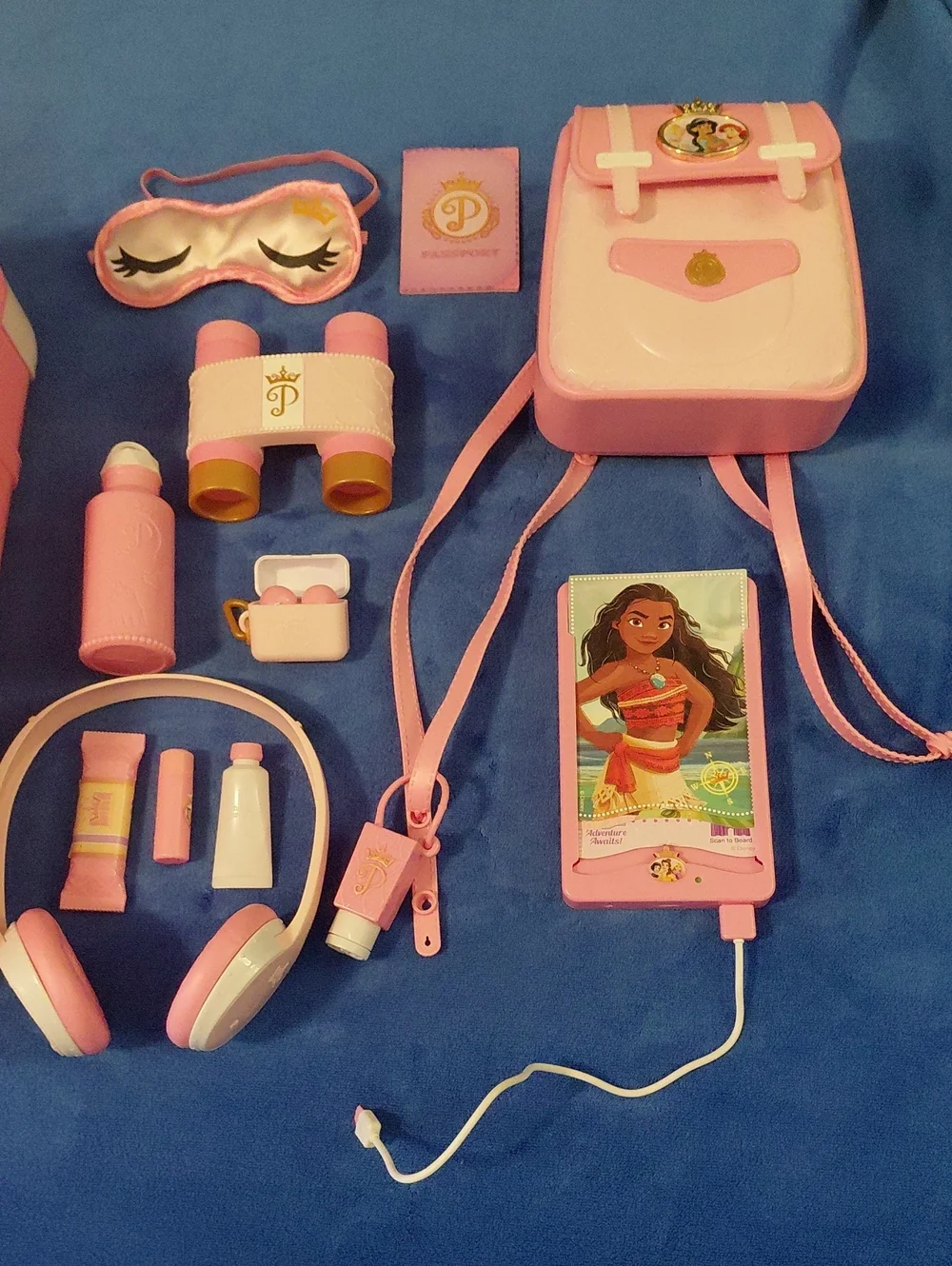Disney Princess Style Collection. Suitcase, Backpack And Accessories